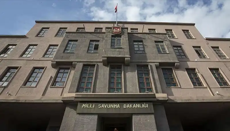 Yunan Askerlerinin Hakaretine TSK'dan Sert Yanıt: Diplomasi ve Saygı Olmalı