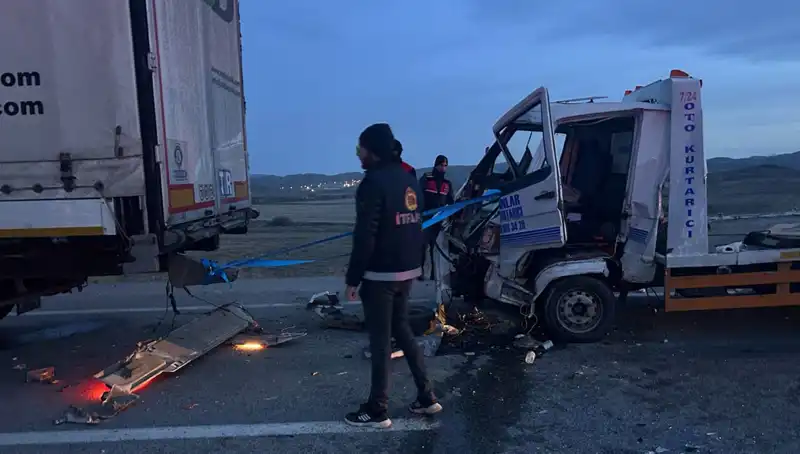 Yolda Yardım Yaparak Feci Kazaya Neden Olan Aracın Detayları