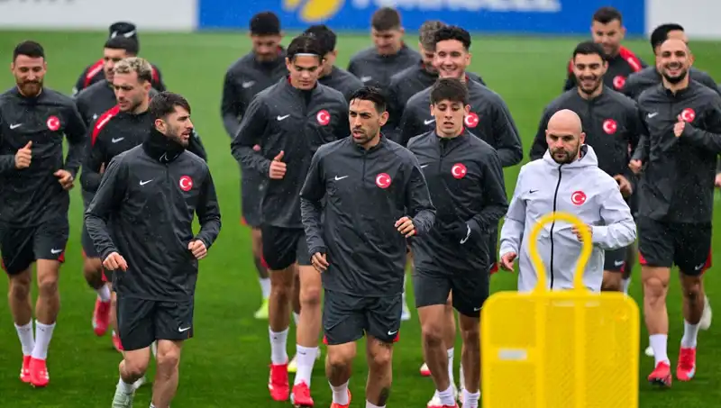 Milli Takımda Dikkat Çeken Gelişme: İki Oyuncu Ağrı Nedeniyle Kadrodan Çıkarıldı